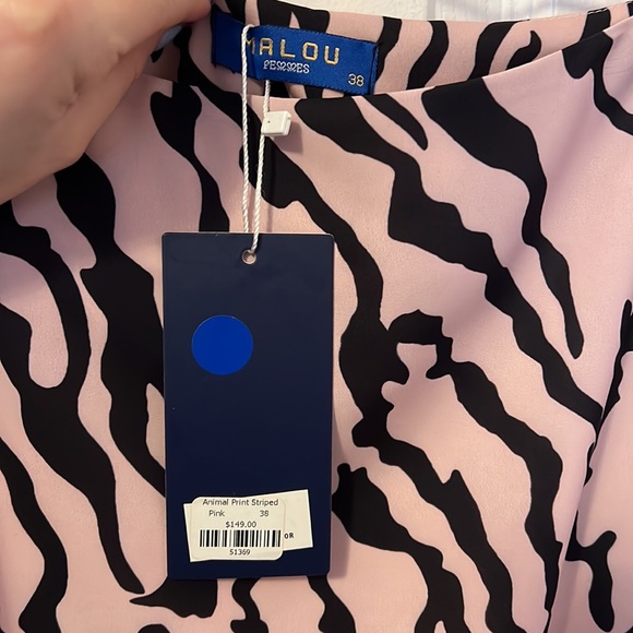 NWT! Silky high low skirt - Picture 3 of 5